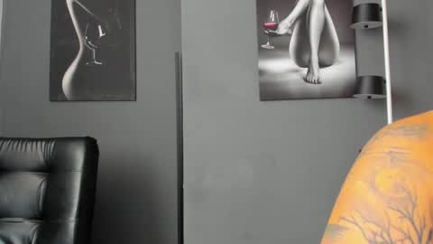   online show from March 6, 6:40 pm