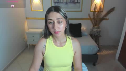karlyy_ online show from January 10, 7:41 pm