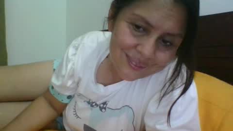 Snapshot of karol_gill chatting on February 14, 5:09 am Karol online show from February 14, 5:09 am