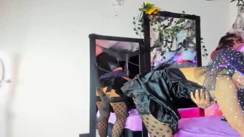 Snapshot of karol_rose12 chatting on October 21, 8:45 pm Karol online show from October 21, 8:45 pm