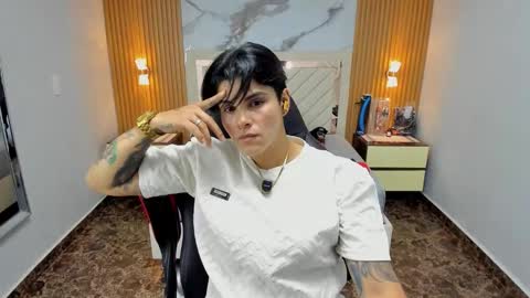 Karol and Luna online show from January 5, 7:17 pm