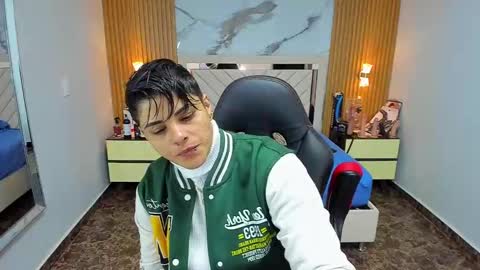 Snapshot of karolandluna chatting on October 15, 2:48 am Karol and Luna online show from October 15, 2:48 am