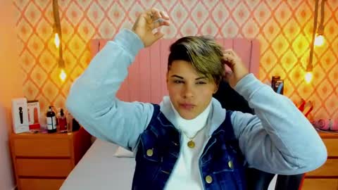 Snapshot of karolandluna chatting on March 3, 3:08 am Karol and Luna online show from March 3, 3:08 am