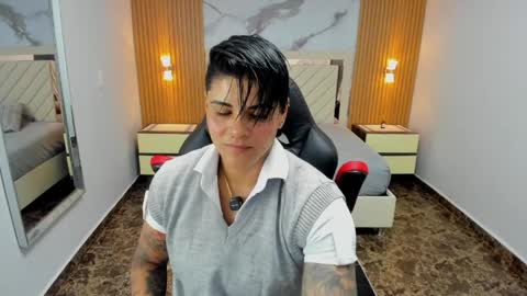 Karol and Luna online show from April 10, 7:40 pm