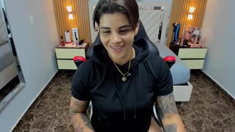 Karol and Luna online show from November 22, 9:45 pm