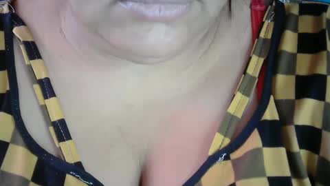 Snapshot of karolbb chatting on March 12, 2:23 pm karolbb online show from March 12, 2:23 pm