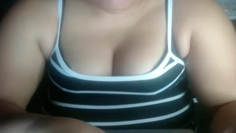 Snapshot of karolbb chatting on October 6, 12:01 pm karolbb online show from October 6, 12:01 pm