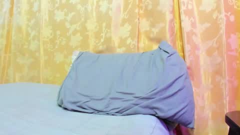 Snapshot of karoli_sanz chatting on March 6, 4:30 am Karolinstagram.karoli sanz online show from March 6, 4:30 am