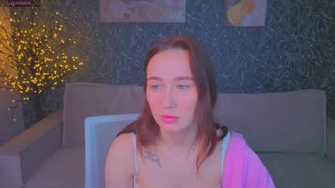Karolina online show from May 3, 1:11 am