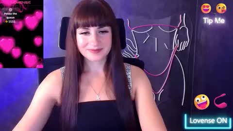 Snapshot of karolina_mia chatting on October 8, 12:22 pm Caroline online show from October 8, 12:22 pm