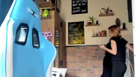 karoline121 online show from March 23, 11:04 am