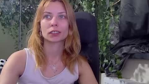 karoline121 online show from January 18, 9:02 pm