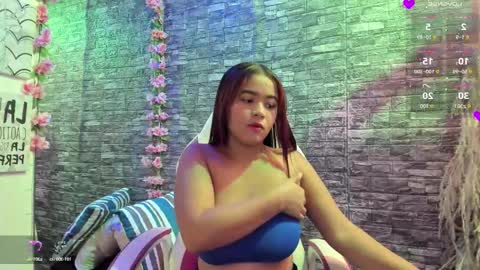 Snapshot of karoll__sex chatting on October 2, 2:05 pm KAROLL online show from October 2, 2:05 pm
