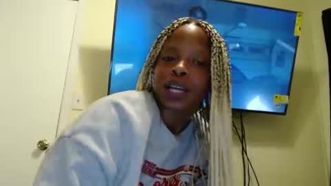 kashmoniy online show from February 11, 7:44 am