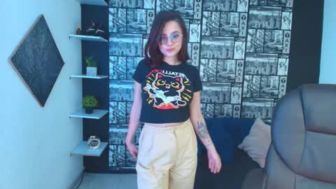 kassandra james online show from November 19, 12:48 pm