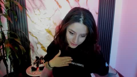 kassandra james online show from February 13, 1:58 pm