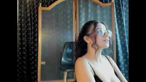 Snapshot of kassandra_james chatting on March 6, 7:58 am kassandra james online show from March 6, 7:58 am