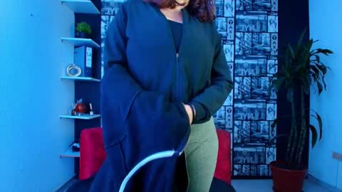 kassandra james online show from April 9, 12:11 pm