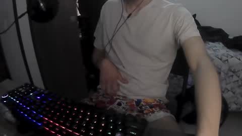 Snapshot of kassey12 chatting on February 5, 4:48 am AndyFuck online show from February 5, 4:48 am