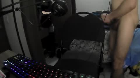 Snapshot of kassey12 chatting on January 18, 4:59 am AndyFuck online show from January 18, 4:59 am