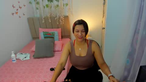 kataleyarios01 online show from January 22, 2:26 am