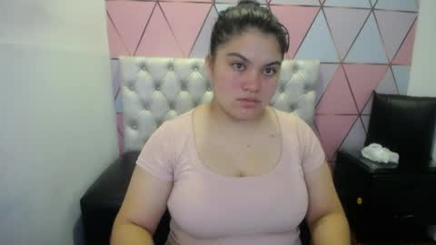 katalina santana25 online show from April 5, 6:49 pm