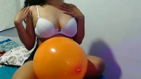 kate_bliss online show from February 18, 10:53 pm