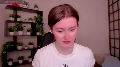 Kate online show from March 31, 2:45 am