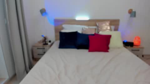 Snapshot of kate_redgar chatting on September 12, 2:19 pm kate_redgar online show from September 12, 2:19 pm