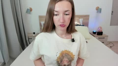 kate_redgar online show from May 7, 5:52 pm