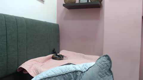 Snapshot of kate_stam chatting on October 17, 1:48 pm Kari online show from October 17, 1:48 pm