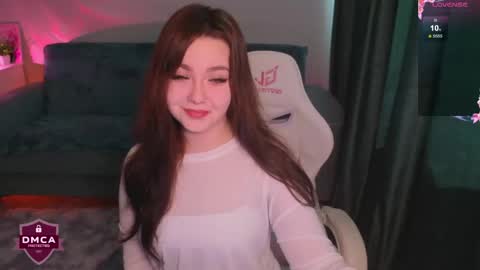katerinawave online show from May 13, 7:40 am