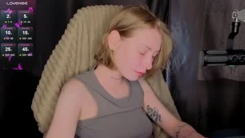 Kate online show from August 7, 11:36 pm