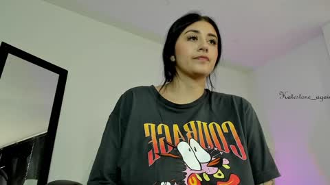 Snapshot of katestone_again chatting on January 28, 7:53 pm love meeee online show from January 28, 7:53 pm