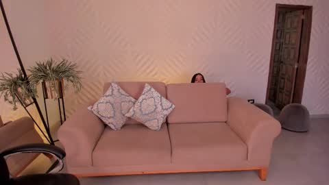 K A T E  online show from October 15, 2:18 pm