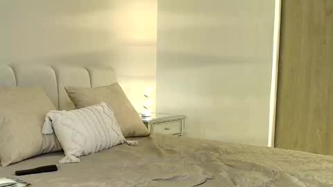 Snapshot of kathalove_1 chatting on October 10, 5:02 am Klove online show from October 10, 5:02 am
