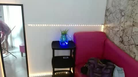 Snapshot of katharinasmith chatting on September 28, 9:35 pm Kathe online show from September 28, 9:35 pm