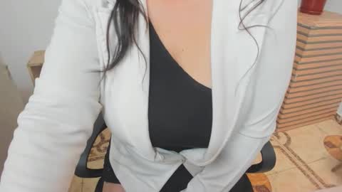 katherine_blair online show from March 19, 4:01 pm
