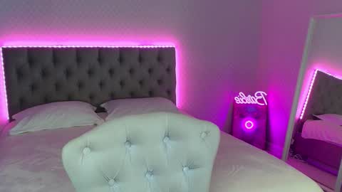 katherinepinke online show from October 13, 4:42 pm