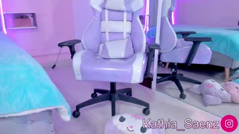 Kathia  online show from February 16, 4:32 pm