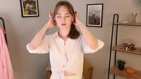 Snapshot of kathryn_bishop chatting on October 12, 8:21 pm Jane online show from October 12, 8:21 pm