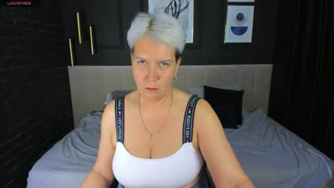 Kathy online show from April 28, 1:37 pm