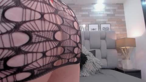 Snapshot of kathysmith18 chatting on October 18, 3:44 am kathy smith online show from October 18, 3:44 am