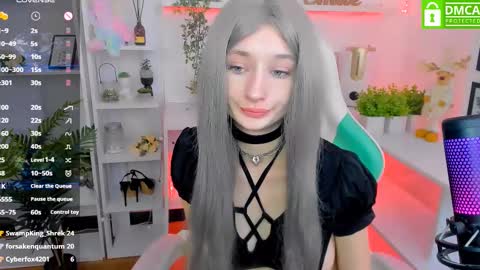 Snapshot of katia_kim chatting on February 21, 9:45 am Katia online show from February 21, 9:45 am