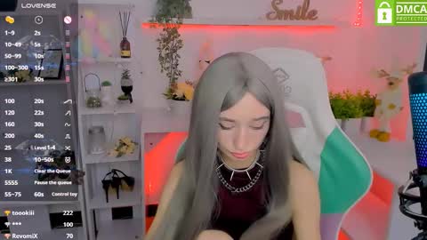 Snapshot of katia_kim chatting on February 17, 12:38 pm Katia online show from February 17, 12:38 pm