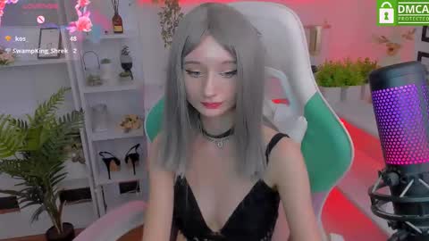 Snapshot of katia_kim chatting on March 10, 9:34 am Katia online show from March 10, 9:34 am