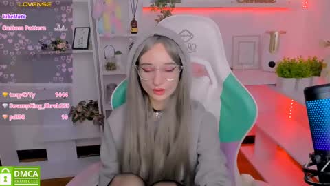 Snapshot of katia_kim chatting on February 15, 1:05 pm Katia online show from February 15, 1:05 pm