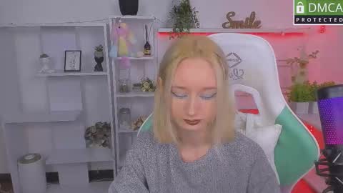Snapshot of katia_kim chatting on October 11, 7:02 am Katia online show from October 11, 7:02 am