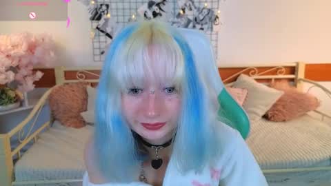 Katia  online show from April 19, 5:19 am