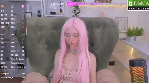 Snapshot of katia_kim chatting on September 30, 7:30 am Katia online show from September 30, 7:30 am